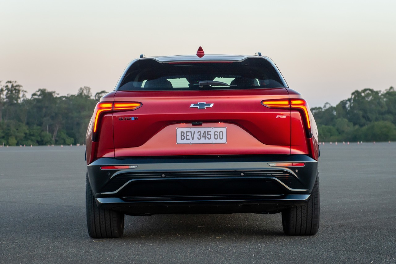 Blazer EV reimagina o SUV, a experiência ao volante e a conectividade