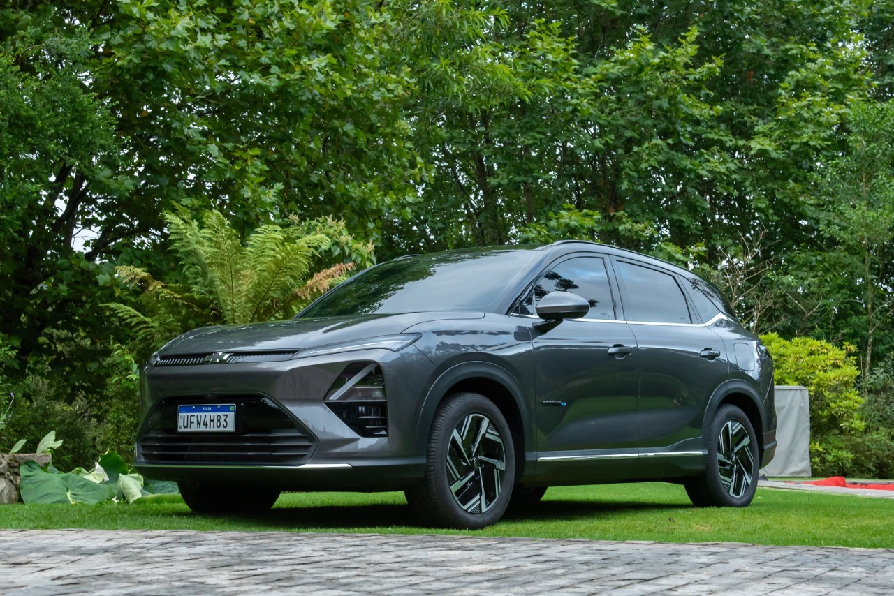 Imagem referente à notícia Chevrolet é a marca que mais cresce na venda de SUVs elétricos